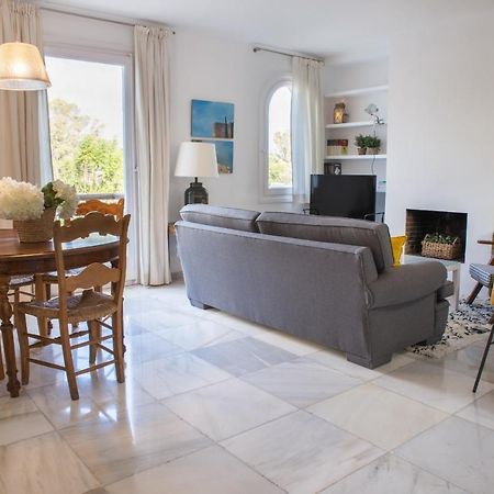 Expo Apartment Golden Mile Марбелья Экстерьер фото