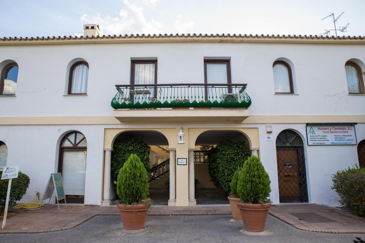 Expo Apartment Golden Mile Марбелья Экстерьер фото